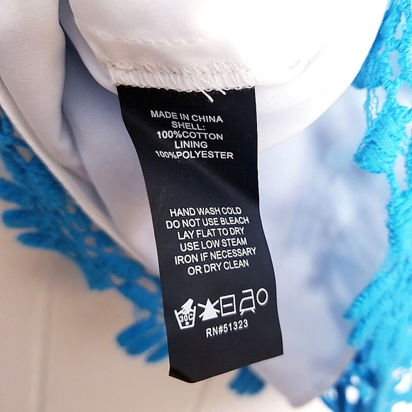 Vince Camuto Floral Tank Top - Picture 10 of 10